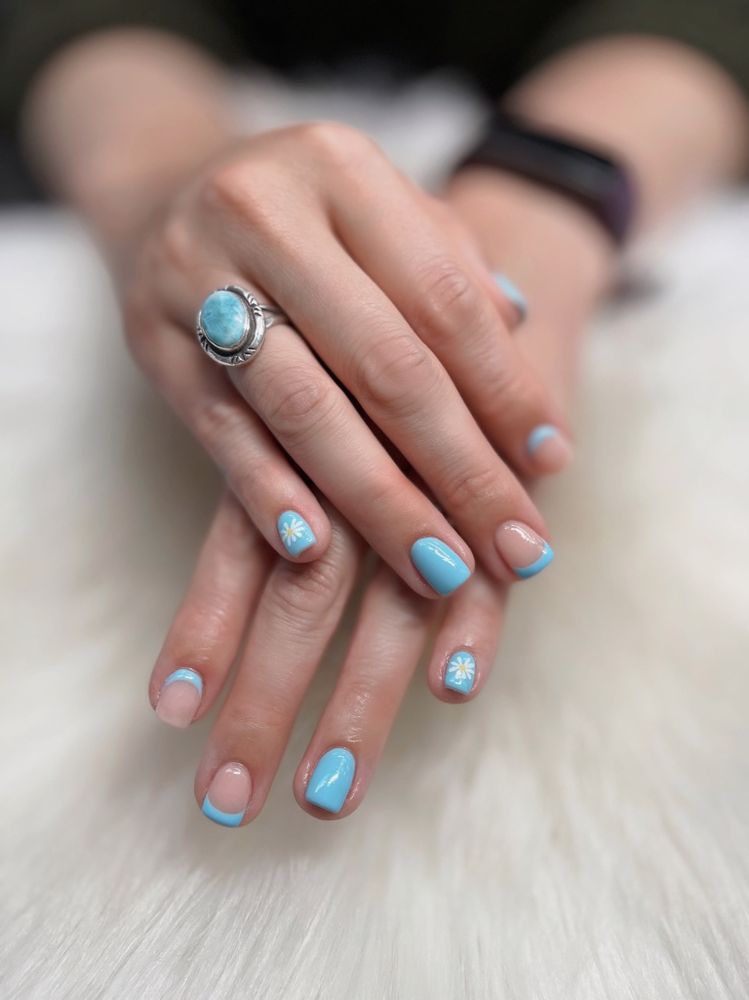 Angelic Nails and Spa Salon Interior & Work